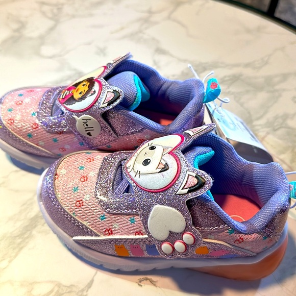 Gabby's Dollhouse Athletic Sneakers Toddler Girls size 7 - Picture 3 of 6